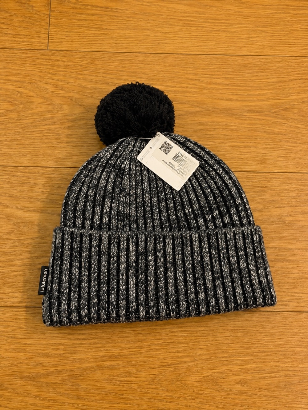 lululemon athletica Black & Gray Pom Beanie - Cozy Rib Knit